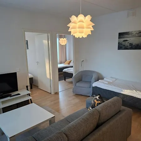 Lägenhet Convenient For 5 With Sauna